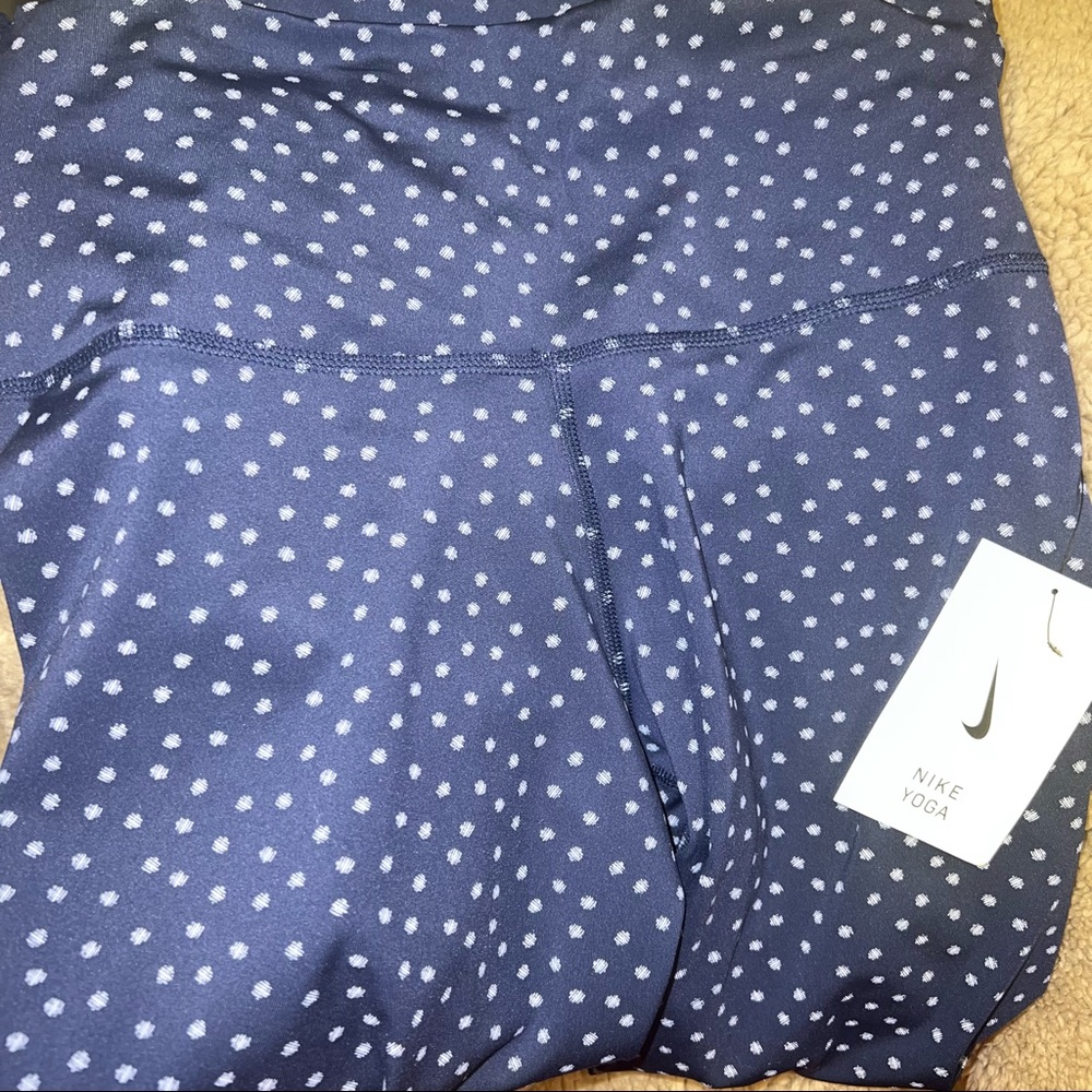 Nike Yoga Leggings NWT